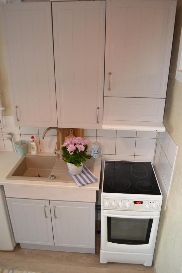 Sunny Apartment, 7 Min With Tram To The Old Town Tallinn Exteriér fotografie